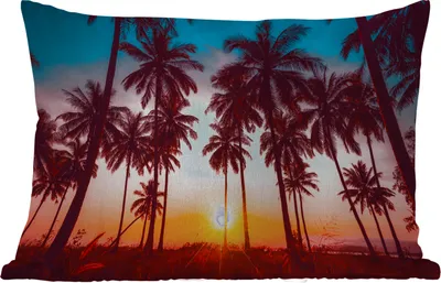 Produktbild von MuchoWow® Outdoor Kissen - Palme - Sonnenuntergang - Horizont - Strand - Orange - Rosa - 50x30 cm - Wetterfest - Lounge Kissen - Sofa kissen - Wohnzimmer Dekoration