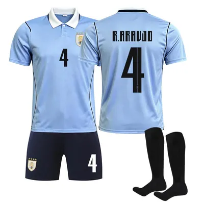 Immagine prodotto di #4 R.ARAUJD Maglia da calcio dell'Uruguay per i Mondiali 2026, disponibile per bambini e adulti. TAGLIA:XXXL