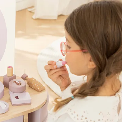 Obrázek produktu pro Howa hračka sada na líčení kosmetická taštička pro děti s 8dílnými dřevěnými doplňky a samolepkami srdce 48812