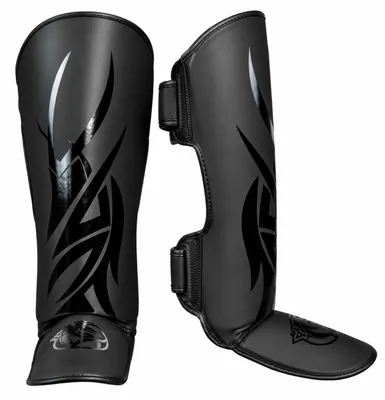 Immagine prodotto di Dragondo 40726-P Black Mamba: parastinco – Protezione professionale per tibia e avampiede, ideale per kickboxing, Muay Thai e MMA – Ergonomico, resistente agli urti, nero (taglia L)