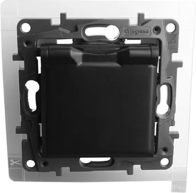 Imagen del producto de Enchufe con tapa y protección para niños, sistema francés, 2P + E, color , marca Niloe Step