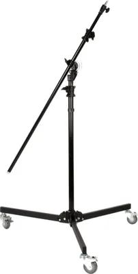 Produktbild von Walimex pro Galgenstativ mit Rollen, Tripod höhenverstellbar 130-390 cm, ausziehbarer Teleskoparm 115-215 cm, stabiles Lampenstativ für Studio, Lichtstativ für Softboxen und Reflektoren
