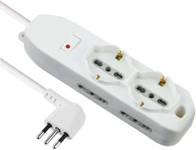 Imagen del producto de Electraline 62047: regleta de enchufes con adaptador - Blanco
