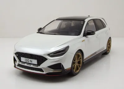 Produktbild von MCG 18376 Hyundai i30 N Limited Edition 2021 weiß metallic 1:18