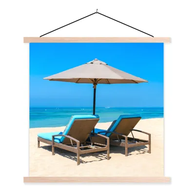 Produktbild von MuchoWow® Textilposter Strandkorb - Sonnenschirm - Sommer - Meer 120x120 cm mit holzfarbenen Rahmen - Textil-Poster