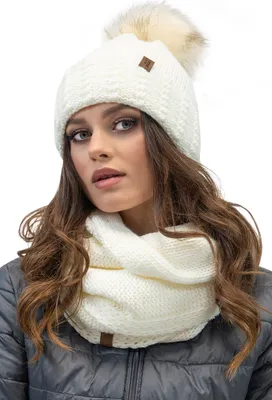 Immagine prodotto di Set invernale Vivisence per donne Cappello con pompon in pelliccia ecologica e sciarpa con laccetti riscaldanti Vestibilità perfetta con fodera in pile antistatica Realizzata in filato ideale per il clima freddo, ecru, taglia unica