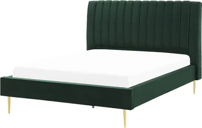 Produktbild von BELIANI Polsterbett Smaragdgrün 140 x 200 cm Samtstoff Mit Lattenrost Hohes Kopfteil Dekorativ Elegant Modern