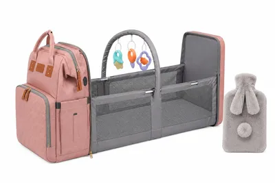Obrázok produktu pre Multifunkčný prebaľovací batoh s postieľkou, Mommy Bag + gumový termofor v obale zajačik