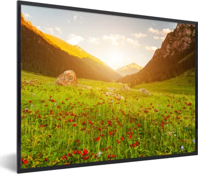 Produktbild von MuchoWow® Gerahmtes Poster Blumen - Berg - Sonne 80x60 cm - Poster mit Schwarzem Bilderrahmen Wandposter Rahmen Foto Bilder - Schwarzem - Mit Gestell