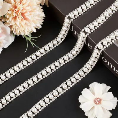 Perlenkette mit weißen Perlen und Strass, 1 m, Kristalle, DIY