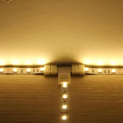 Obrázek produktu pro Tvar T 4 kolíky RGB LED páskový konektor Rychlý rozdělovač 10 balení bílý