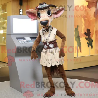 Immagine prodotto di Personaggio mascotte REDBROKOLY di un Okapi marrone chiaro vestito con minigonna e berretto
