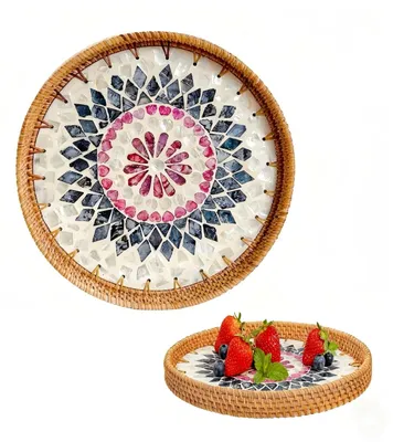 Zdjęcie produktu dla Ręcznie tkana taca z rattanu – nowoczesny i boho element dekoracyjny do stolika kawowego