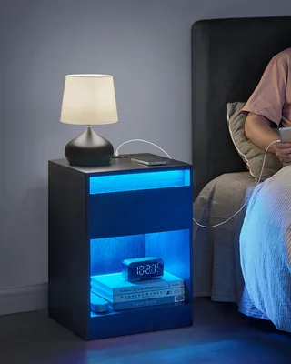 Obrázek produktu pro Noční stolek VASAGLE s nastavitelnou LED diodou, boční stolek se zásuvkami