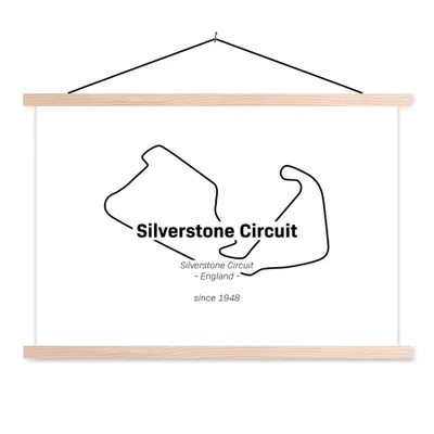 Produktbild von MuchoWow® Textilposter Formel 1 - Silverstone - Rennstrecke 120x80 cm mit holzfarbenen Rahmen - Aufhängeset