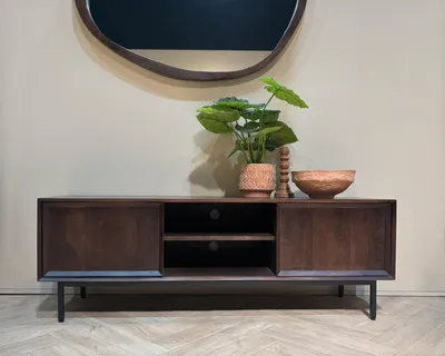 Produktbild von Livingfurn - TV-Schrank Ravenstein Braun - 40x50x150cm