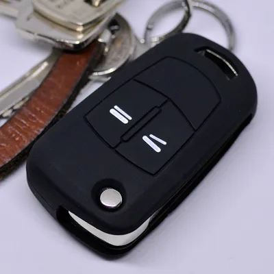Produktbild von Auto Schlüssel Hülle Silikon Schutz Cover Schwarz kompatibel mit OPEL Astra Vectra Corsa Zafira Signum bis 2008 2 Tasten Klappschlüssel