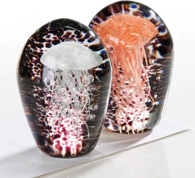 Immagine prodotto di Gilde Glass Art, Briefbeschwerer, Qualle, "Qualle", Glas, rot, schwarz, weiß, H. 11 cm 87265 4001250872658 2 Stück (2-fach sortiert)