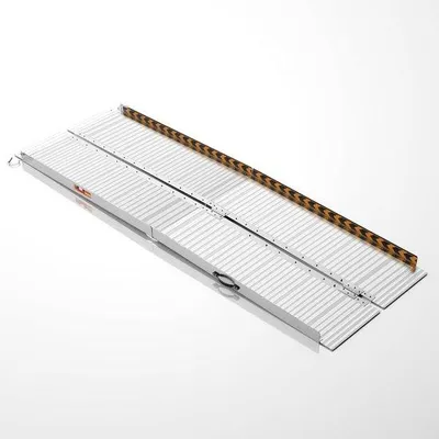 Obrázek produktu pro Skládací rampa z hliníku, délka 0,6 - 2,1 metru - Ideální rampy pro invalidní vozíky a elektrické vozítka