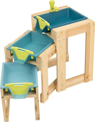 Produktbild von PLAYTIVE® 3 Wasserspieltische für Kinder aus Echtholz mit funktionsfähigem Wasserhahn, herausnehmbaren Behältern & Schleusentoren. Inkl. Standard 1/2 Zoll Anschluss. Witterungsbeständig. Maße: Großer Tisch: 38,5B x 50H x 32T cm; Mittlerer Tisch: 31,5B x 38,5H x 32T cm; Kleiner Tisch: 24,5B x 27H x 32T cm. Ab 2 Jahren.