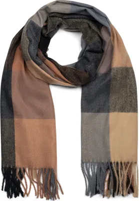 Produktbild von styleBREAKER Uni weicher Karo Schal mit langen Fransen, bunt kariert, warme Winter Stola mehrfarbig 01017110