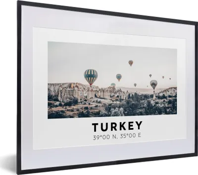 Produktbild von MuchoWow® Gerahmtes Poster Türkei - Kappadokien - Heißluftballon - Berge 40x30 cm - Poster mit Schwarzem Bilderrahmen Wandposter Rahmen Foto Bilder - Bilderrahmen - Poster im Rahmen