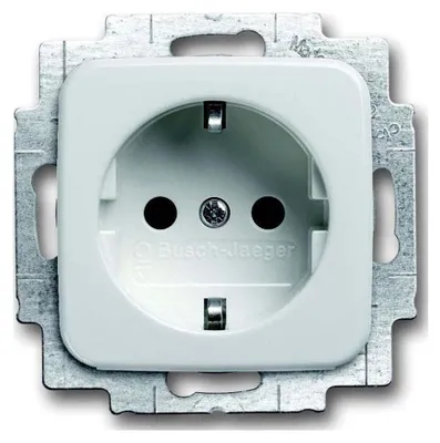 Produktbild von Busch-Jaeger 2013-0-5319, CEE 7/3, 2P+E, Weiß, 250 V, 16 A, 71 mm