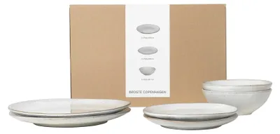 Immagine prodotto di Set di stoviglie "Nordic Sand" di Broste Copenhagen, ideale per un pasto per due persone