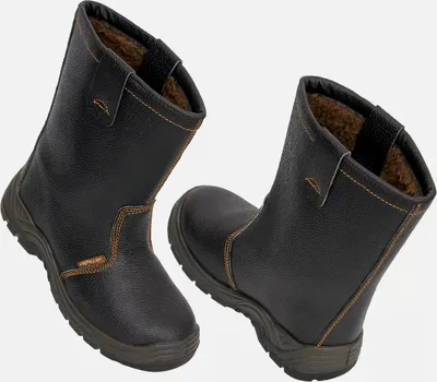 Two black winter boots are shown against a white background.