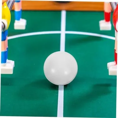 Produktbild von 24 Mini-Tischfußbälle in Weiß aus HIPS als Ersatzbälle für Tischkicker, für Spiele und Unterhaltung von Fußballfans jeden Alters