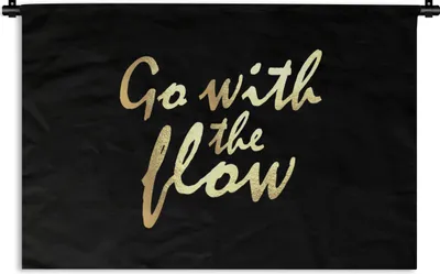 Produktbild von MuchoWow® Wandteppich Wandbehang Zitate - Entspannen - Gold - Schwarz 150x100 cm Tapisserie Dekoration Wandtuch - Waschbar - Tapisserien - Wand-Decke