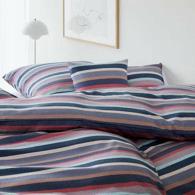 Produktbild von elegante Mako-Satin Bettwäsche-Garnitur Color Stripe Farbe Rouge Größe 135x200+80x80