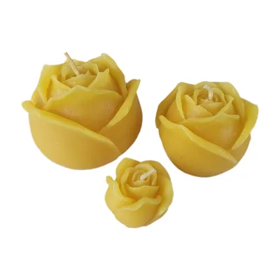 Produktbild von Rosenkerzen 3er Set 5, 4 und 2 cm abgestuft – handgegossene Rosen, Bienenwachskerzen