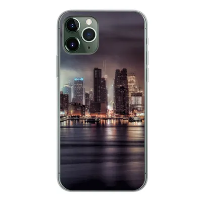 Produktbild von MuchoWow® Handyhülle Schutzhülle Hülle für iPhone 11 Pro New York - Sturm - Skyline Silikon Softcase Handy Hülle - Handy