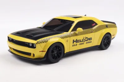 Obrázok produktu pre Solido model auta v mierke 1:18 Dodge NYC Hellcab SRT Hellcat Redeye Widebody žltá 2023 S1805716