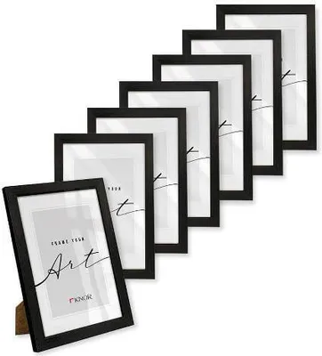 Produktbild von 🖼️KNOR®️ Bilderrahmen 18x24cm Schwarz, 7er Set Posterrahmen, Bilderrahmen, Fotorahmen, bruchsicheres Acrylglas, Picture Frame 18X24, zum Aufhängen & Aufstellen 🎨Isabella Kollektion