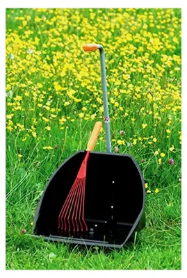 Produktbild von Bollensammler schwarz mit Harke