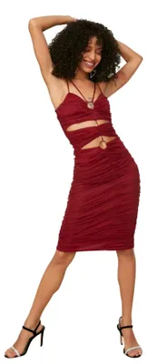 Produktbild von Trendyol Damen Figurbetontes Midi Kleid, burgunderfarben, 68