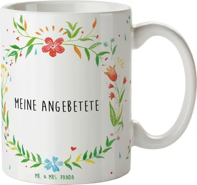 Produktbild von Mr. & Mrs. Panda Trinkbecher Meine Angebetete - Geschenk, kaffeebecher keramik, Kakaotasse, Becher, Kaffeetasse, schöne tasse, Teetasse