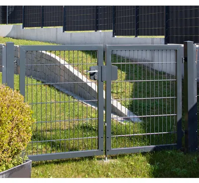 Produktbild von Rohrrahmenflügeltor 2-flügelig - Ausführung: anthrazit beschichtet, Höhe: 183 cm, Durchgangslichte: 250 cm