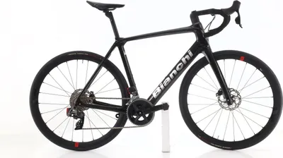 Produktbild von Bianchi Infinito AXS 11V · Rahmengröße 56 · Rennräder