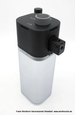 Obrázek produktu pro DeLonghi 7313263955 Nádoba na mléko pro kapslový kávovar ENV300 Vertuo Lattissima
