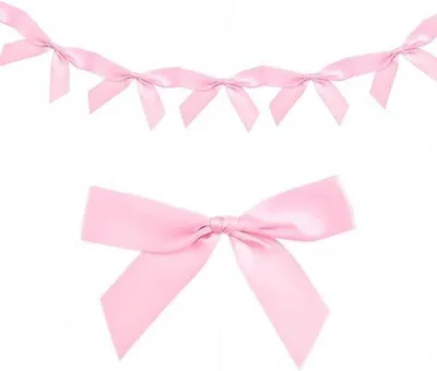 Image de Guirlande décorative rouge, idéale pour les fêtes, les anniversaires et les mariages