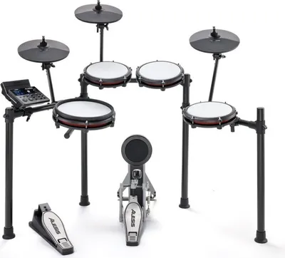 Produktbild von Alesis Nitro Max Elektronisches Schlagzeug, 10 Zoll Snare-Pad, achtteilig, Bluetooth, zusammenklappbar