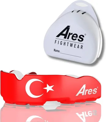 Imagen del producto de Mascarilla protectora con tecnología Max Air, fabricada en termoplástico duradero, que incluye una caja de almacenamiento, ideal para deportes de combate