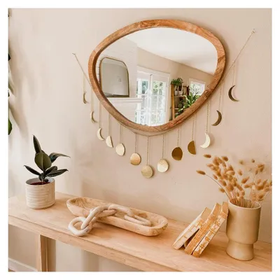 Produktbild von Wandbehang mit Mondphasen (139,7 cm), handgefertigt, gehämmerte Oberfläche (13 Monde), Boho-Stil, für Büro und Kinderzimmer