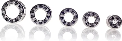 Produktbild von Ohr Flesh Stahl Tunnel Piercing Screw On - Square Kristalle Steine Schwarz und Weiss - 1908.10mm