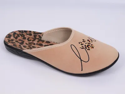 Produktbild von Damen Hausschuhe ADANEX SARA 29922 beige LOVE mit Leopardenmuster und geschlossener Spitze