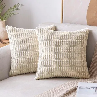 Zdjęcie produktu dla Ibenzoa® Zestaw 2 poszewek na poduszki 50 x 50 cm, miękki welur, kolor beżowy – dekoracyjne poszewki z ukrytym zamkiem błyskawicym, idealne do salonu i sypialni