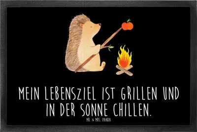 Produktbild von Mr. & Mrs. Panda Fußabstreifer Igel Grillen 60 x 90 cm - Schwarz - Geschenk, Ziele, Fußabtreter, Lustige Sprüche, Fussmatte, Motivation, Schmutzfangmatte, Arbeitslos
